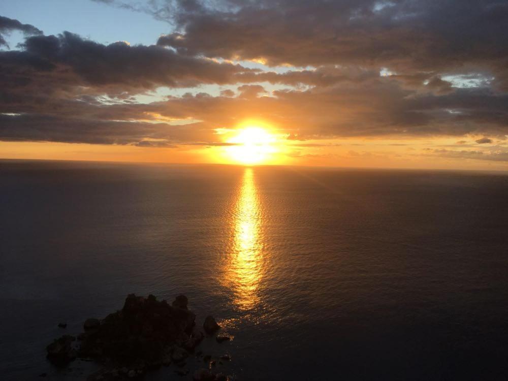 Pina'S Tao Sea Home Taormina Bagian luar foto
